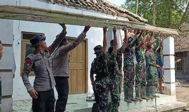 Satgas TMMD Ke-127 Kodim 0602/Serang Mulai Rehab Mushola Al-Ikhlas di Cikeusal
